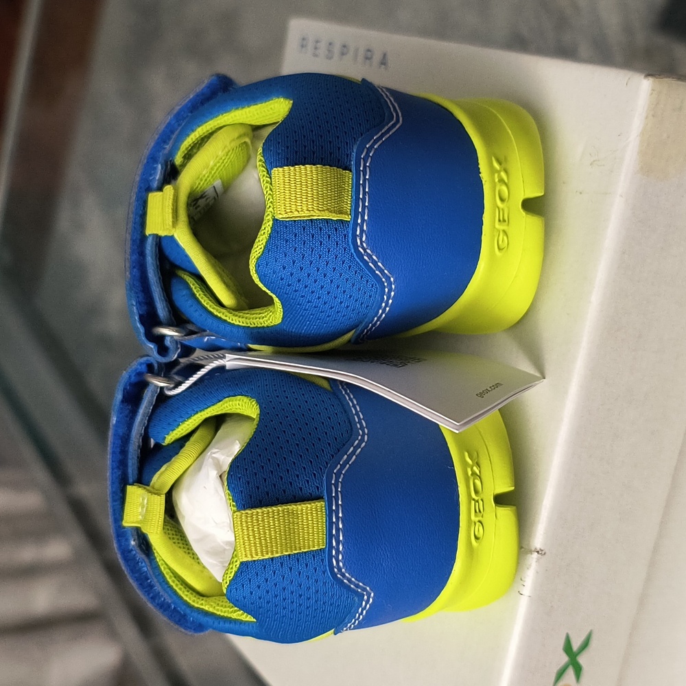 Geox Toddler Size US 8/ EU 24 boys Sneaker, ROYAL-LIME - Picture 3 of 4
